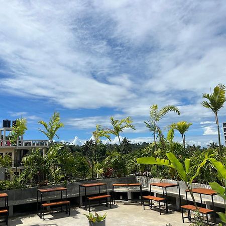 Yasis Surf Lodge Мирисса Экстерьер фото