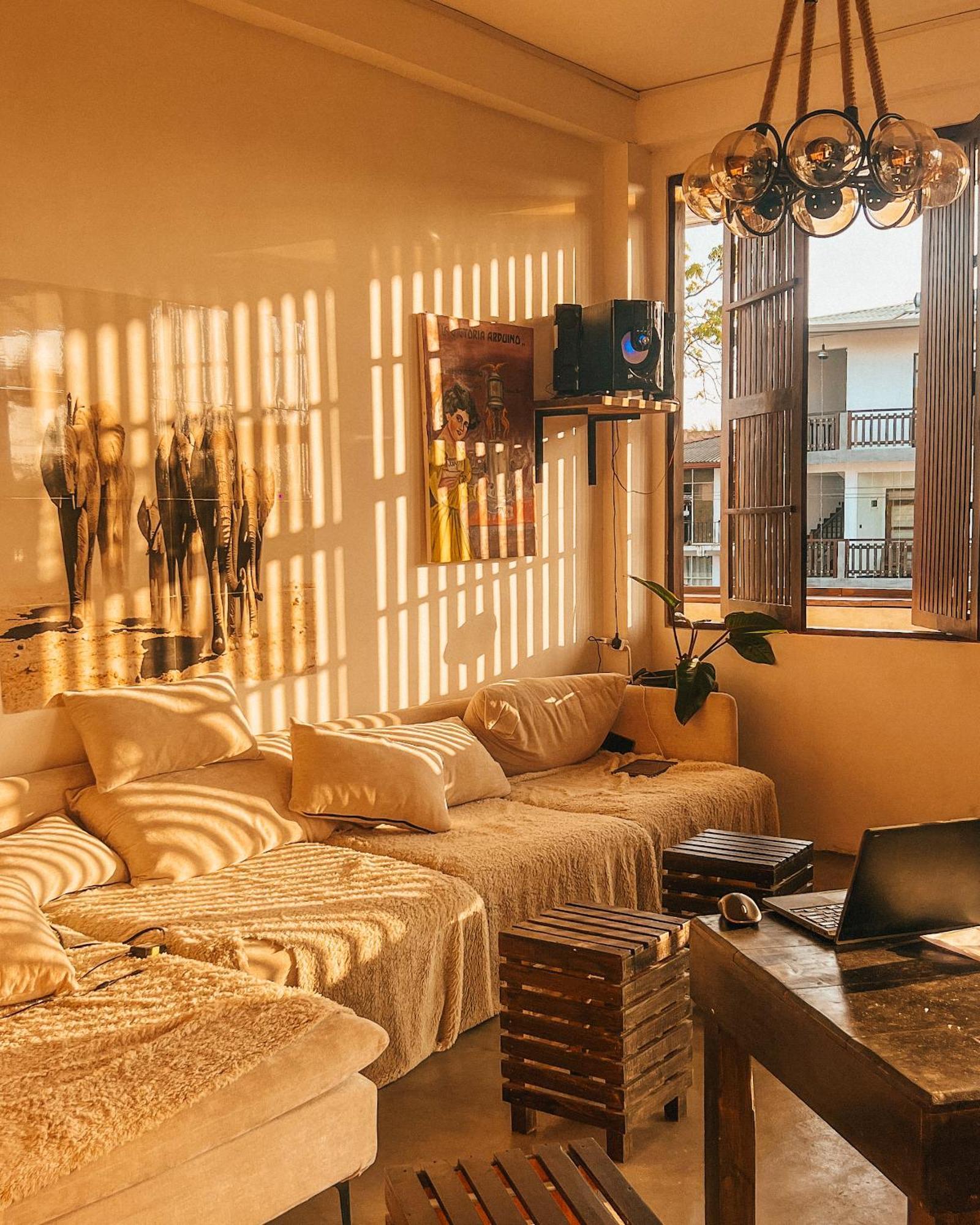 Yasis Surf Lodge Мирисса Экстерьер фото